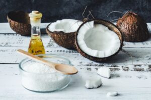 ARGAN OIL ALTERNATIVES – coconut oil