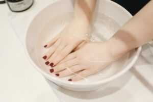 NAILS CARE TIP LIMIT THE EXPOSURE TO WATER